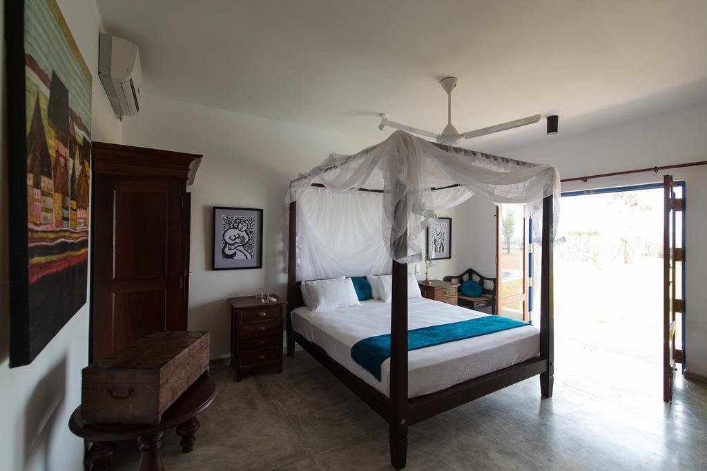 Villa Atulya At Ocean'S Edge Mirissa Exterior photo
