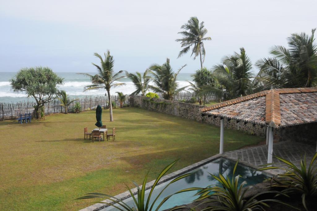 Villa Atulya At Ocean'S Edge Mirissa Exterior photo