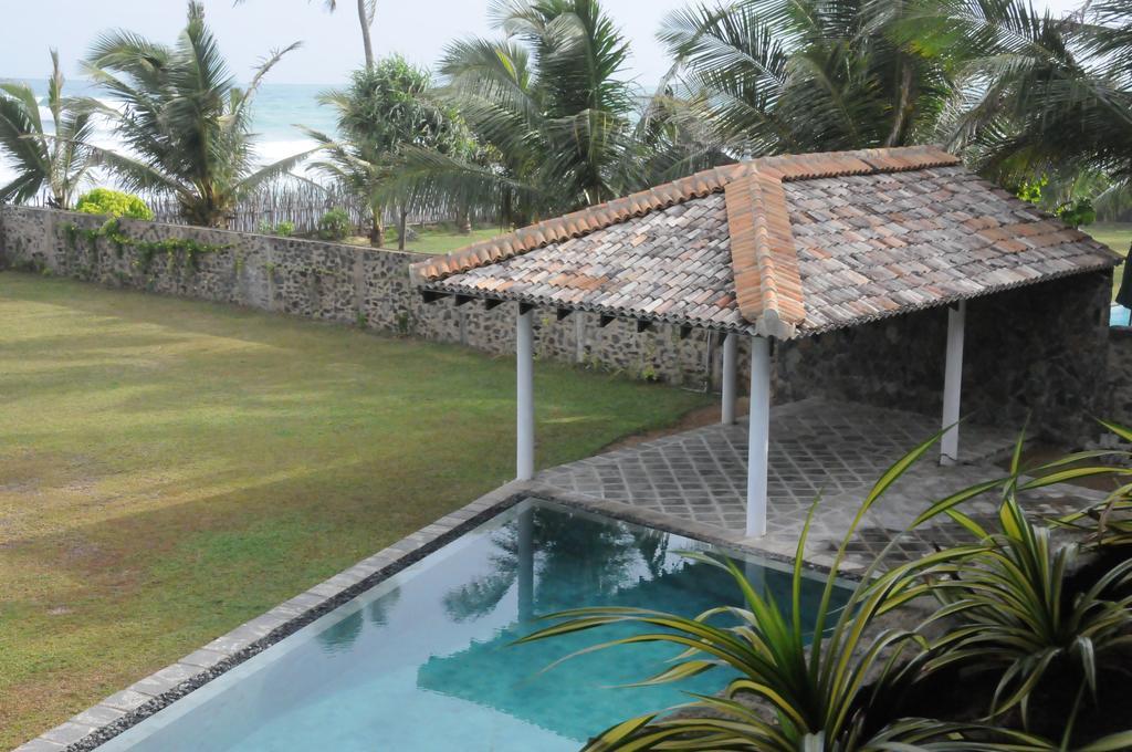 Villa Atulya At Ocean'S Edge Mirissa Exterior photo